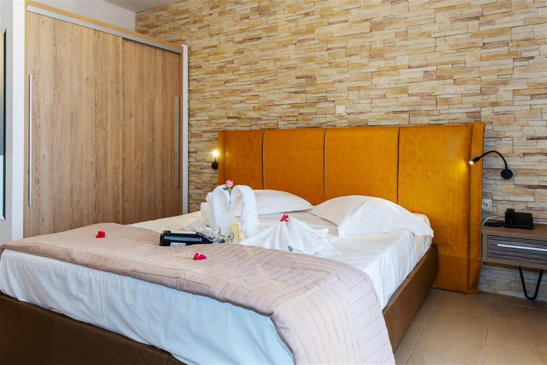 Hotel Studio Nikiti Beach Exterior foto