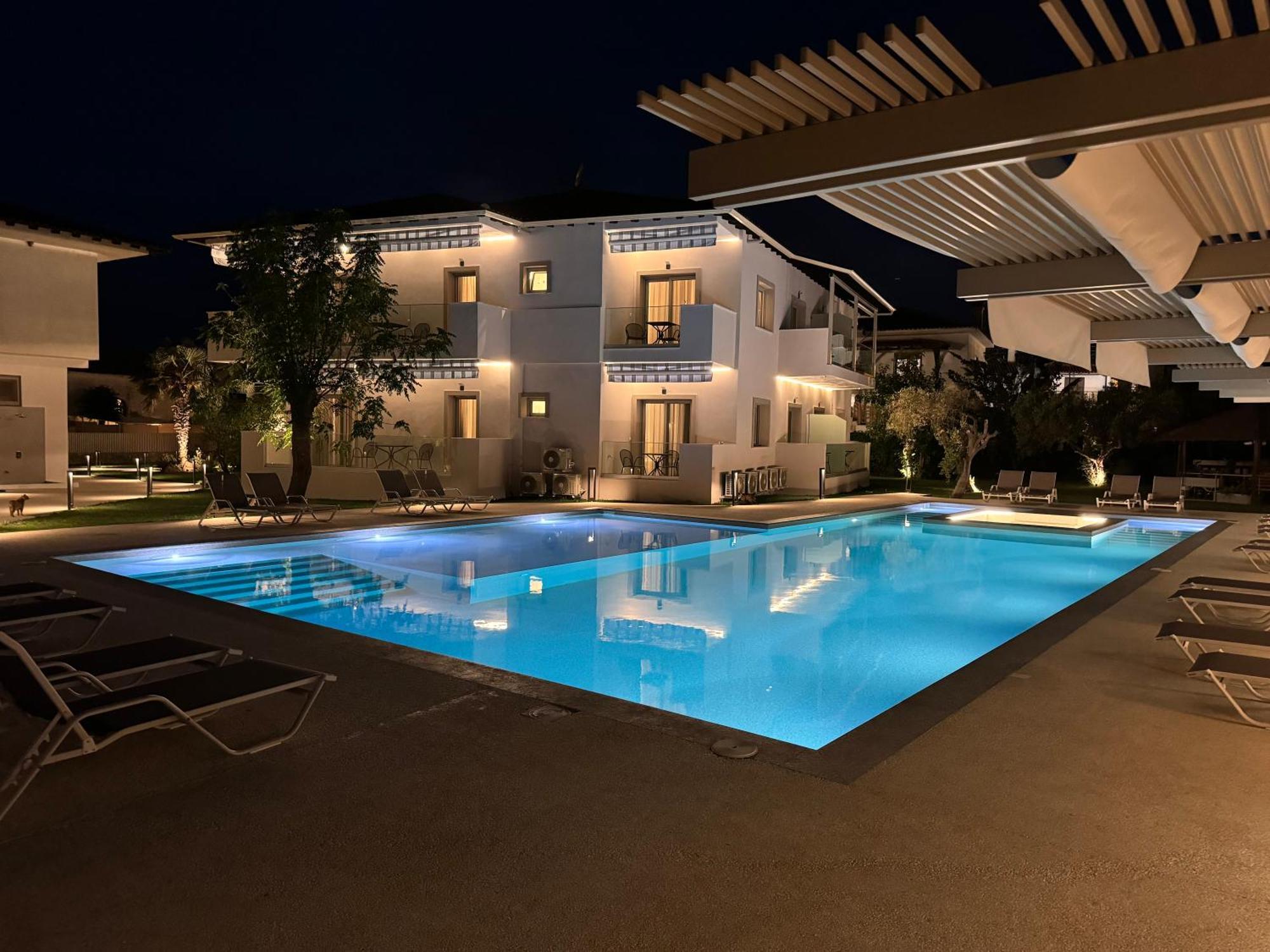 Studio Nikiti Beach Exterior foto
