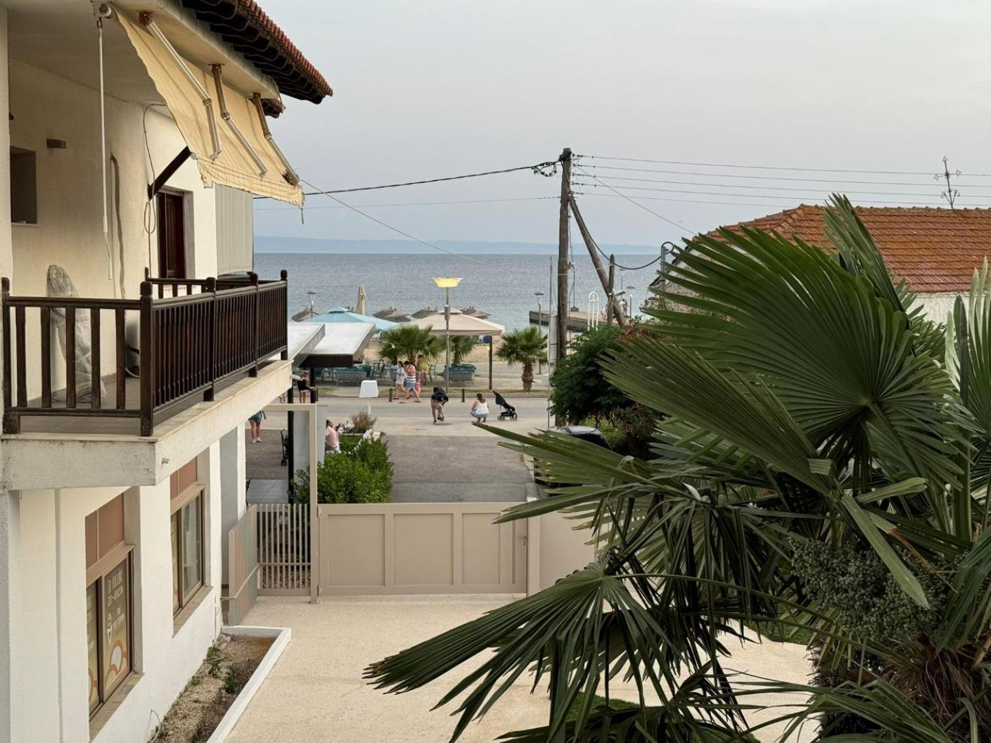 Studio Nikiti Beach Exterior foto